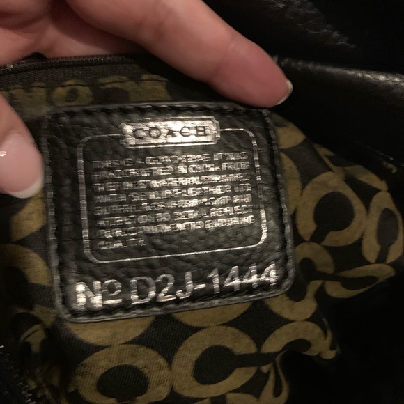 Large black and gray Coach shoulder bag - Picture 4 of 7